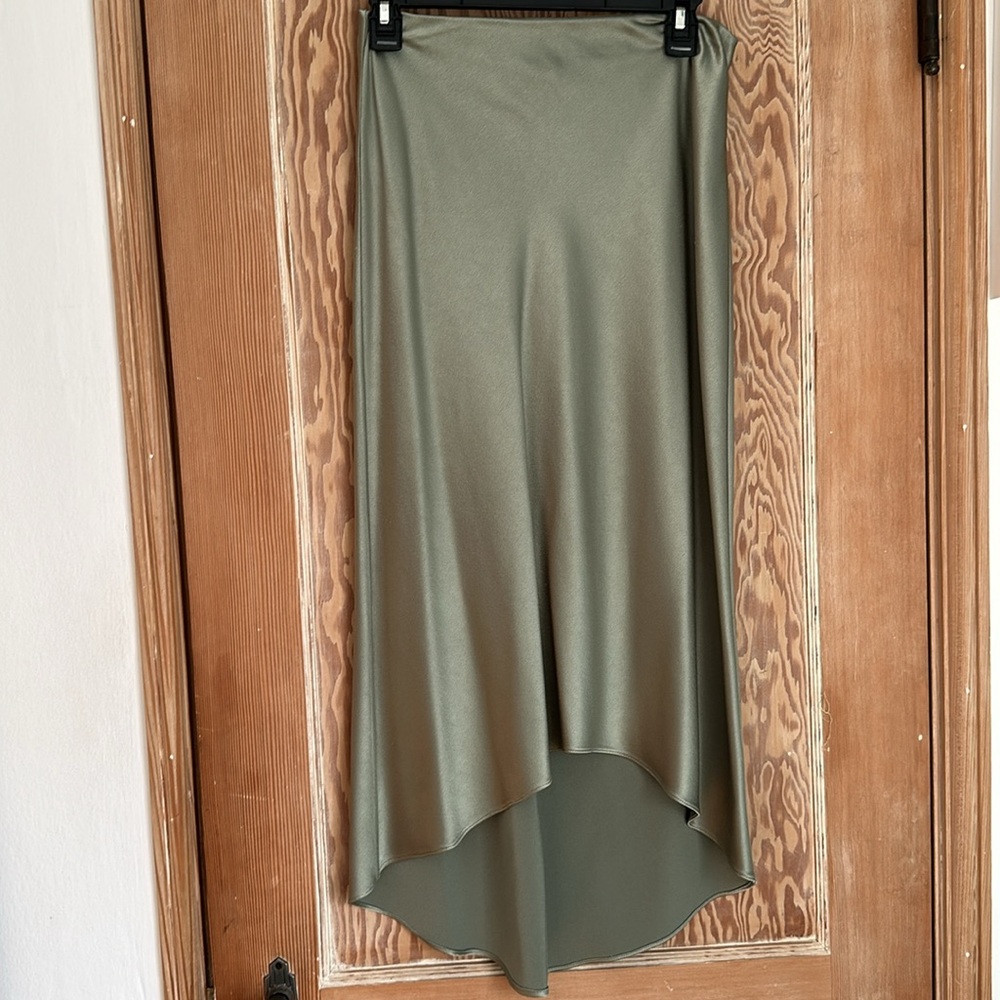 This Is A Set In Size 8 Very Classy - image 2